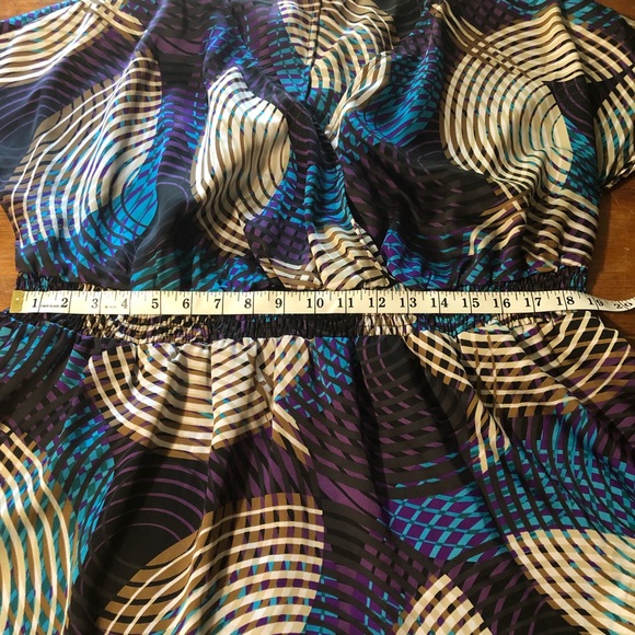 Wrap style blouse - Picture 5 of 6